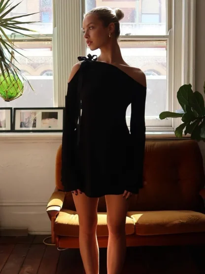 Inclined Shoulder Summer Dress - Image 2