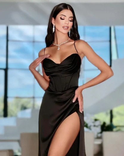 Corset Crown Summer Dress - Image 4