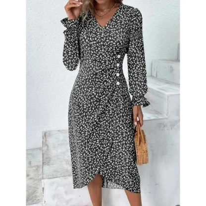 Chic Floral V-Neck Summer Dress - Image 4